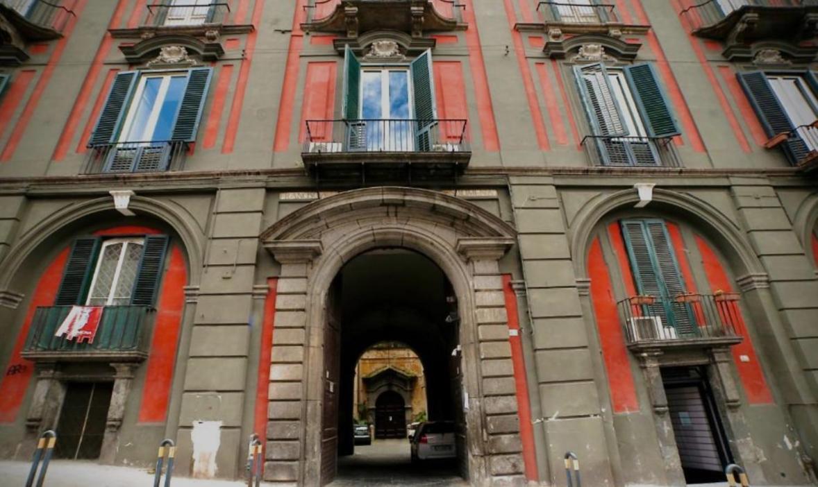 Appartamento Casa Diva A 5 Passi Dal Museo Archeologico Napoli Esterno foto
