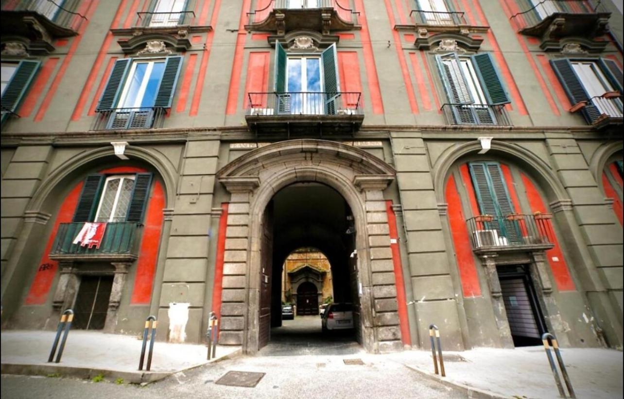Appartamento Casa Diva A 5 Passi Dal Museo Archeologico Napoli Esterno foto